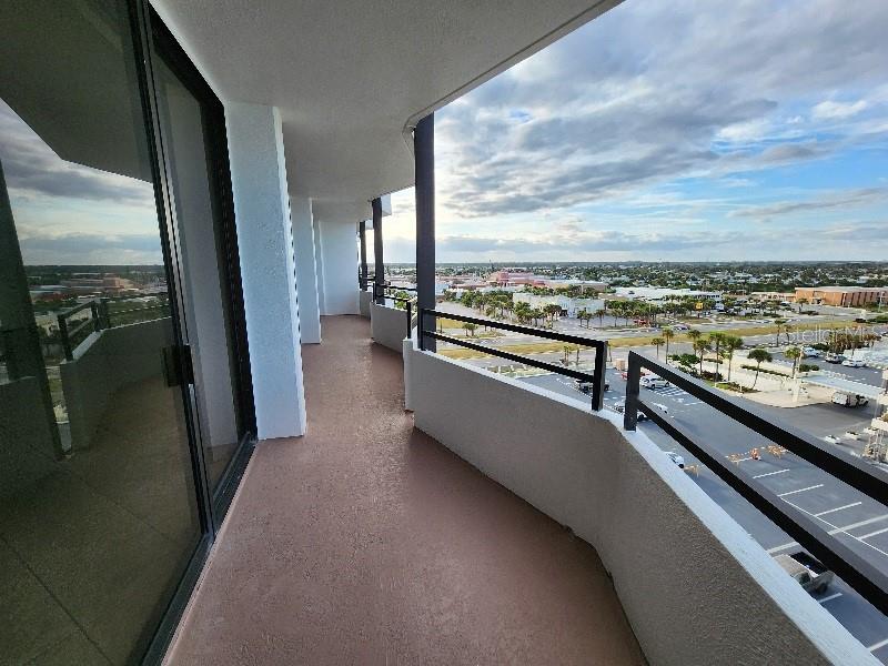 ALIKI CONDO - Residential