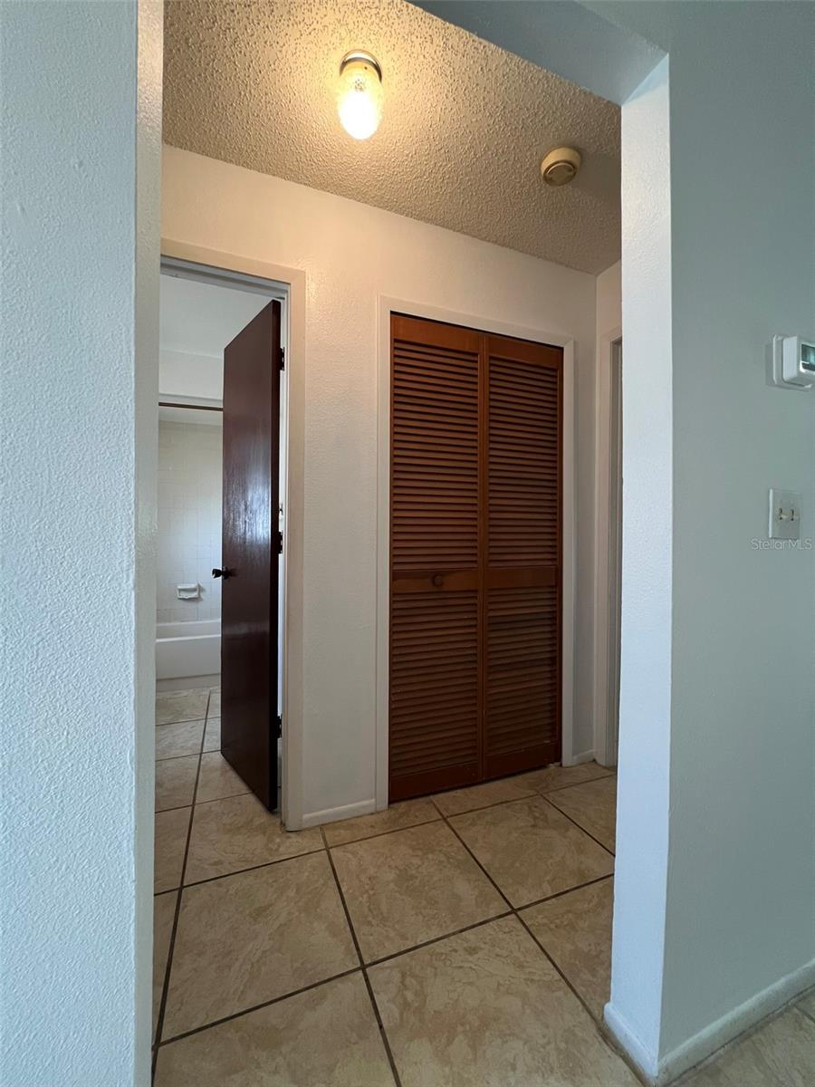 HUNTINGTON BY THE CAMPUS - Residential