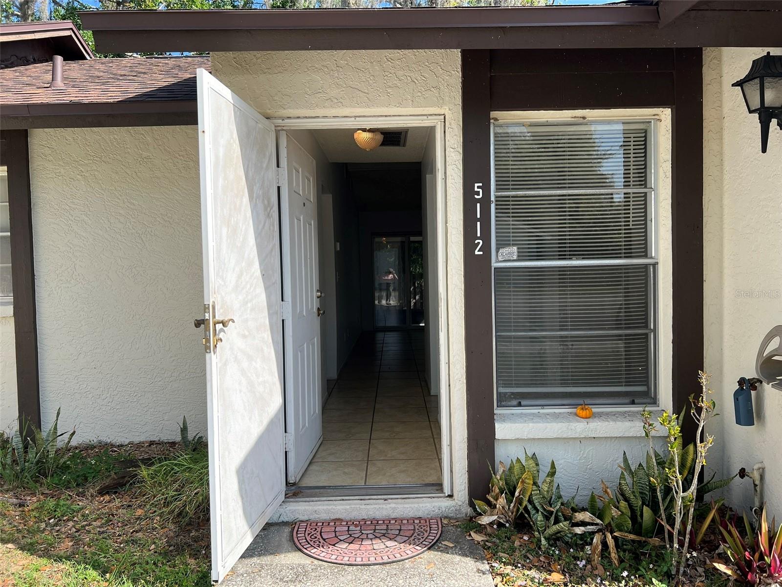 HUNTINGTON BY THE CAMPUS - Residential