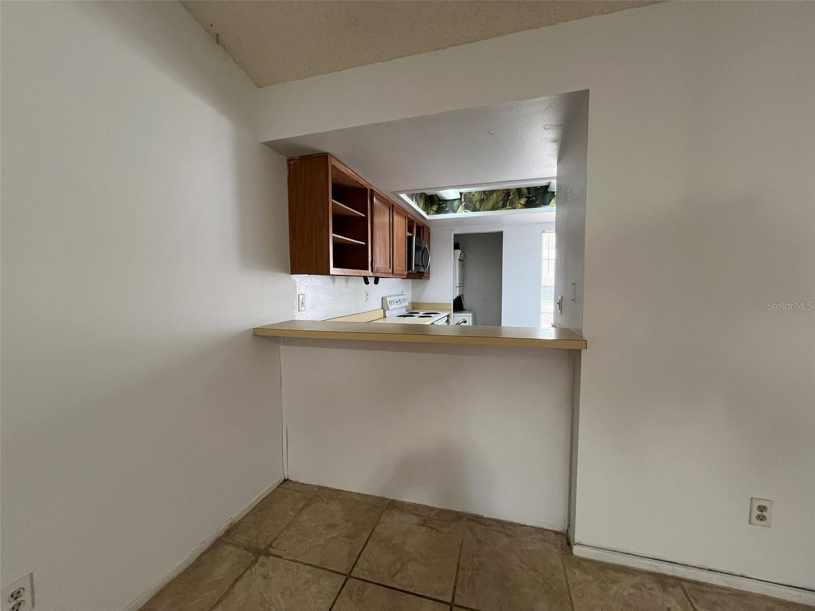 HUNTINGTON BY THE CAMPUS - Residential