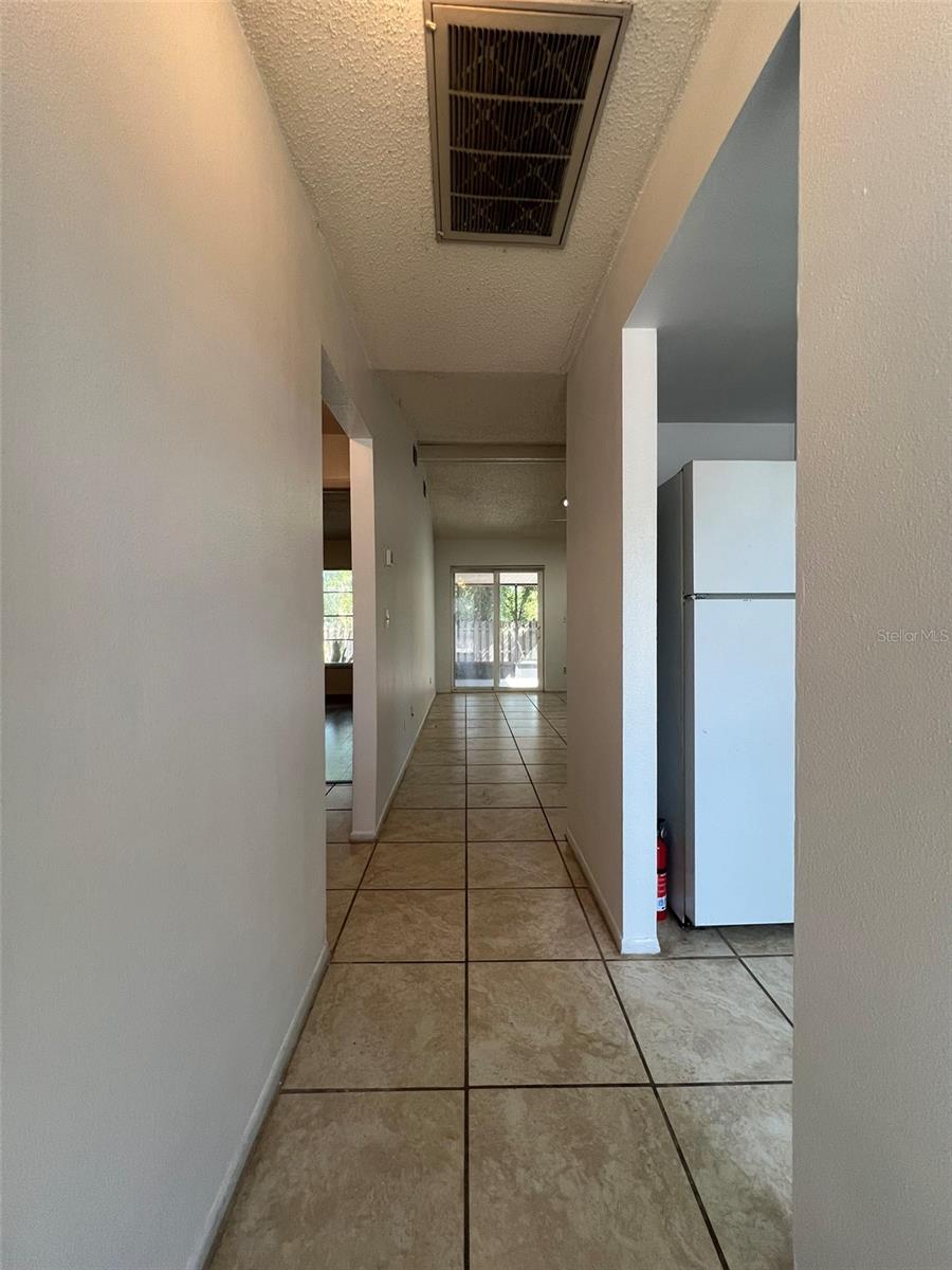 HUNTINGTON BY THE CAMPUS - Residential