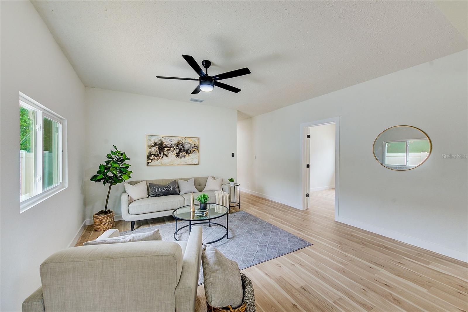 CENTRAL PARK BLKS 13 14 15 16 - Residential