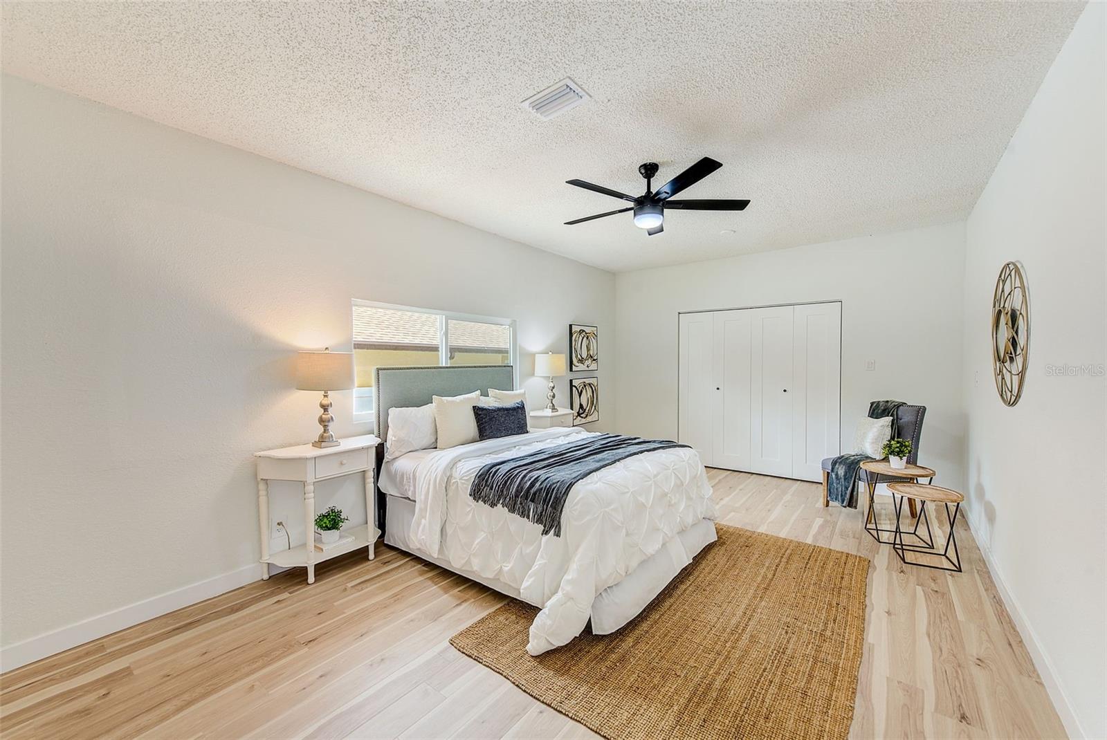 CENTRAL PARK BLKS 13 14 15 16 - Residential