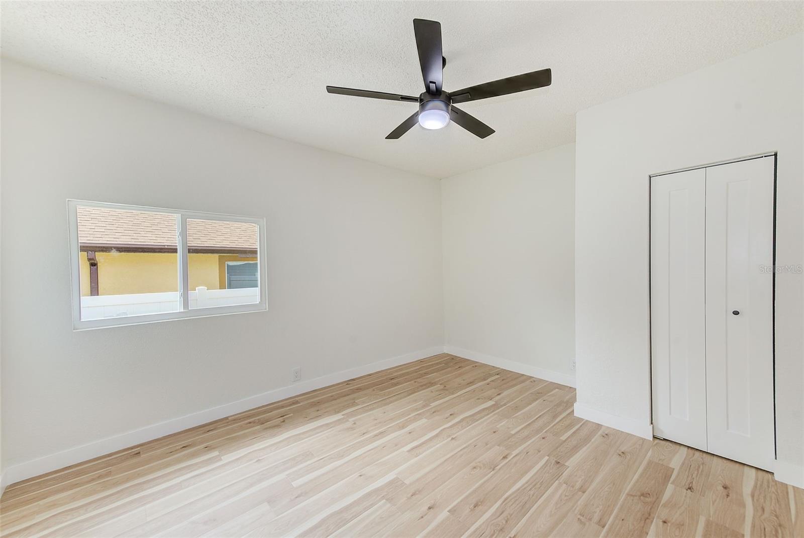 CENTRAL PARK BLKS 13 14 15 16 - Residential