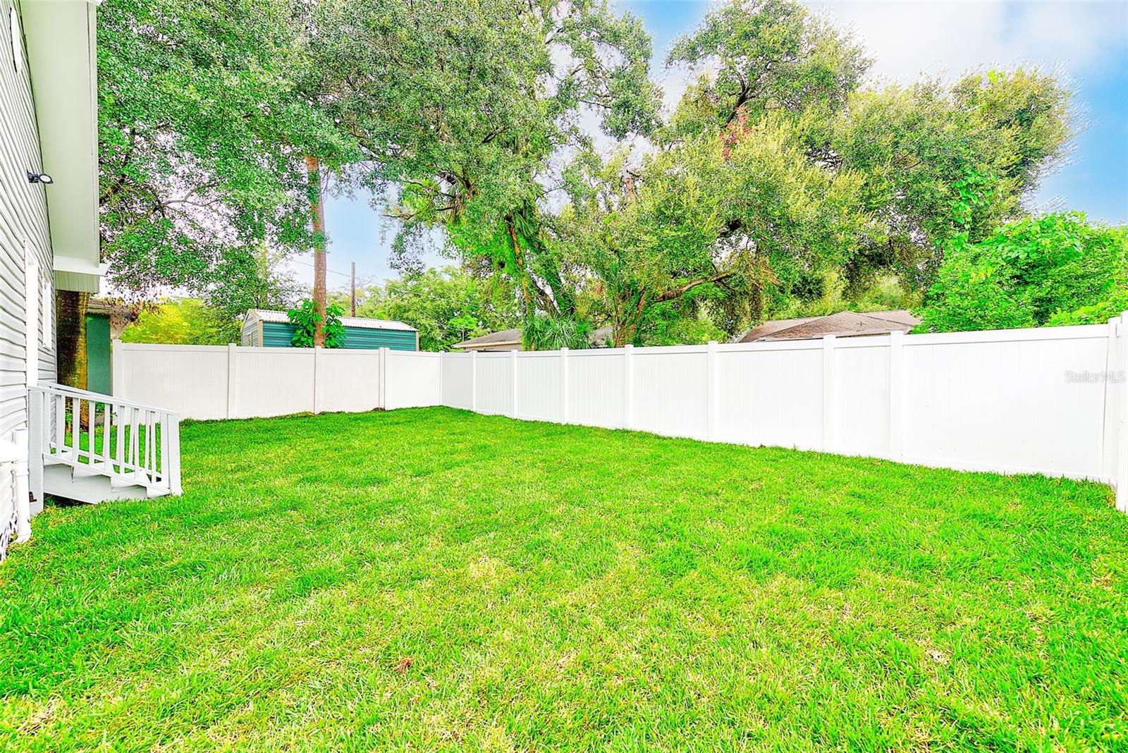 CENTRAL PARK BLKS 13 14 15 16 - Residential