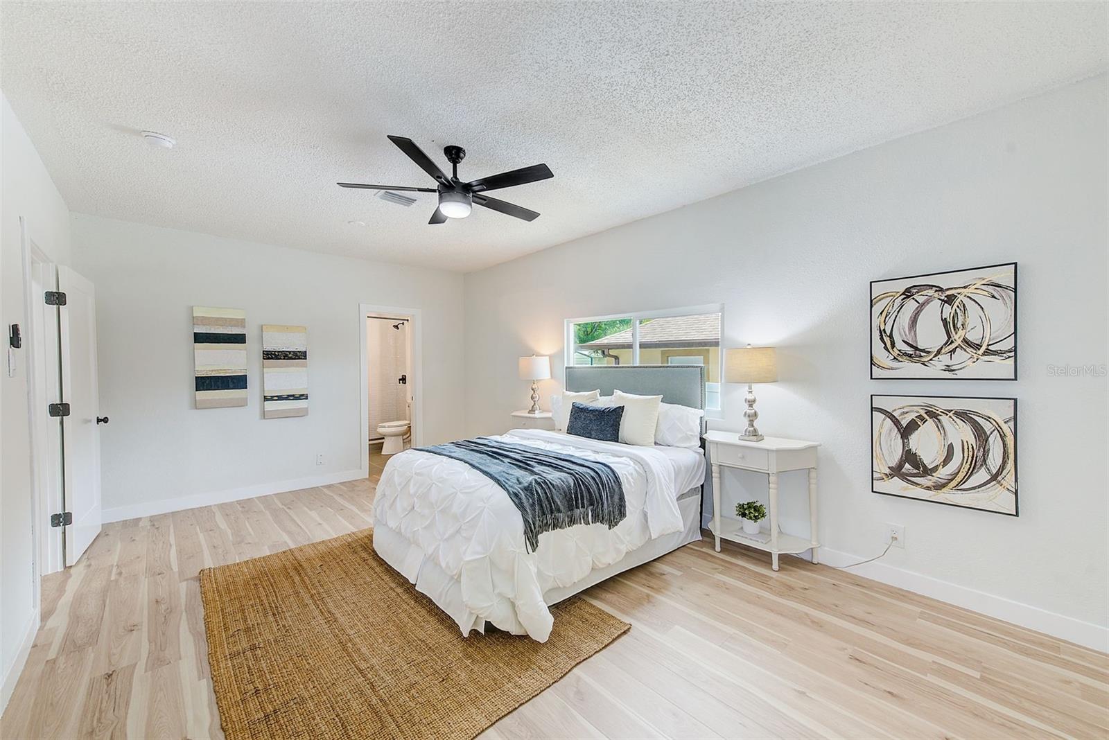 CENTRAL PARK BLKS 13 14 15 16 - Residential