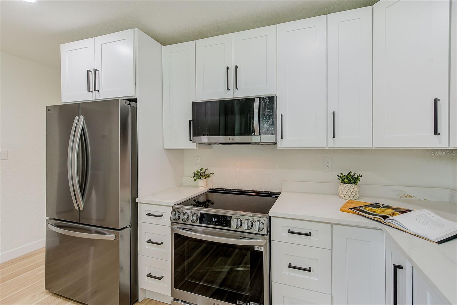 CENTRAL PARK BLKS 13 14 15 16 - Residential