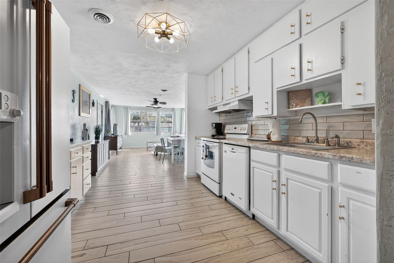 ORMOND BY SEA 07 - Residential