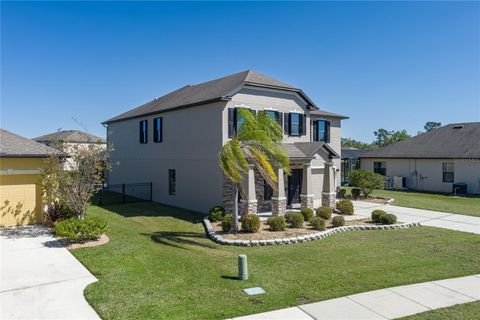 A home in PALMETTO