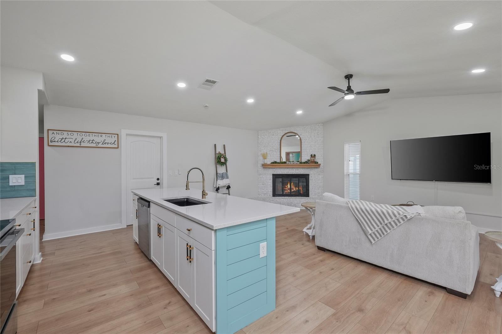 BEACON GROVES UNIT II - Residential