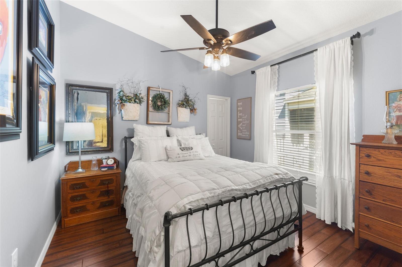 FOX WOOD PH 01 - Residential