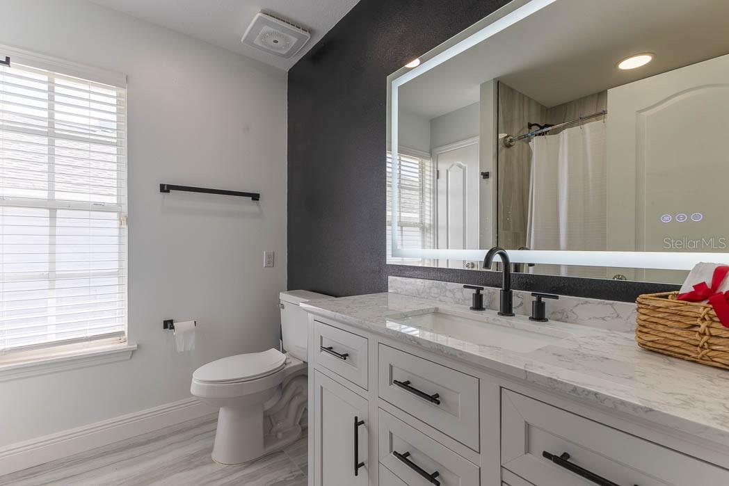 VENTURA CLUB - Residential Lease