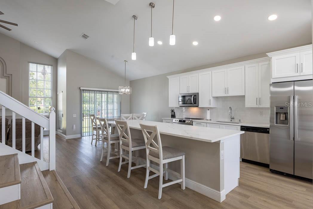 VENTURA CLUB - Residential Lease
