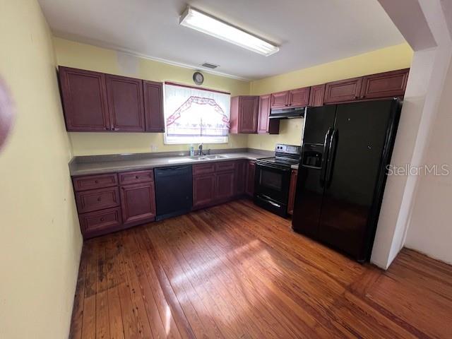 HOLLY PARK - Residential