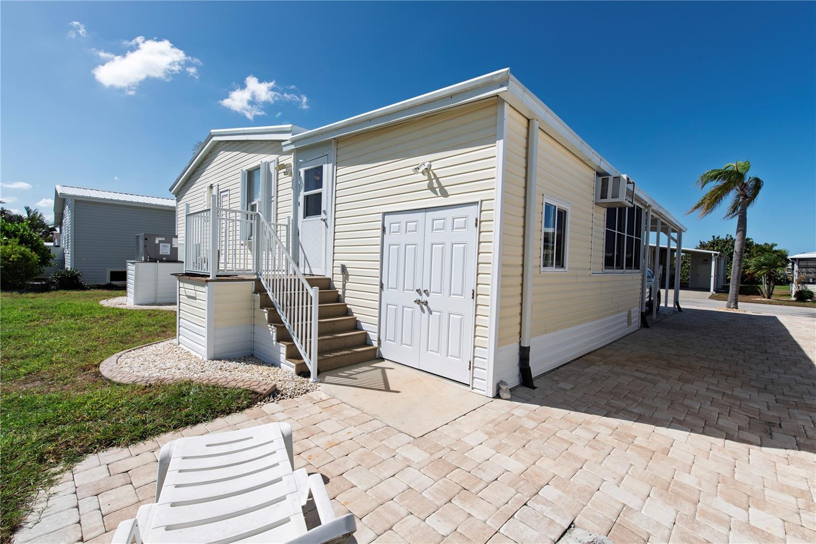 WINDMILL VILLAGE - Residential