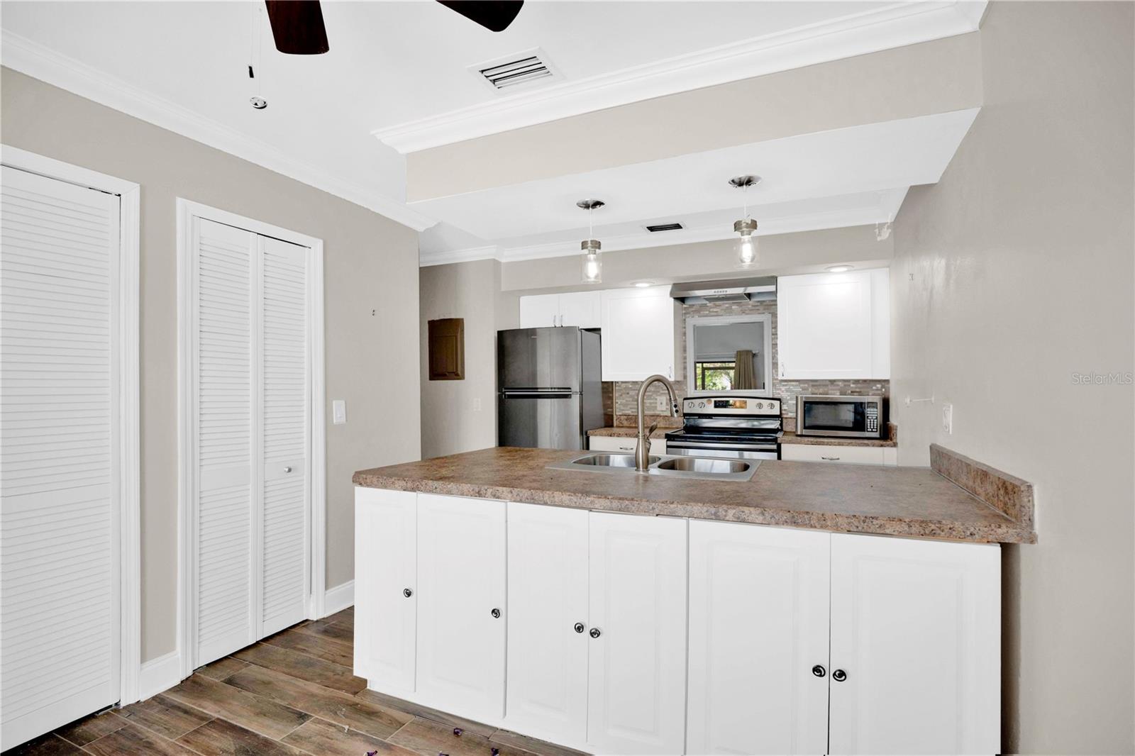 CEDARWOOD VILLAGE 1 - Residential