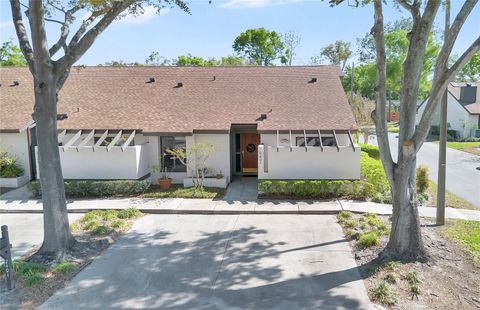 Photo of 2401 Sun Valley Circle #2401, Winter Park, FL 32792 (MLS # S5146437)