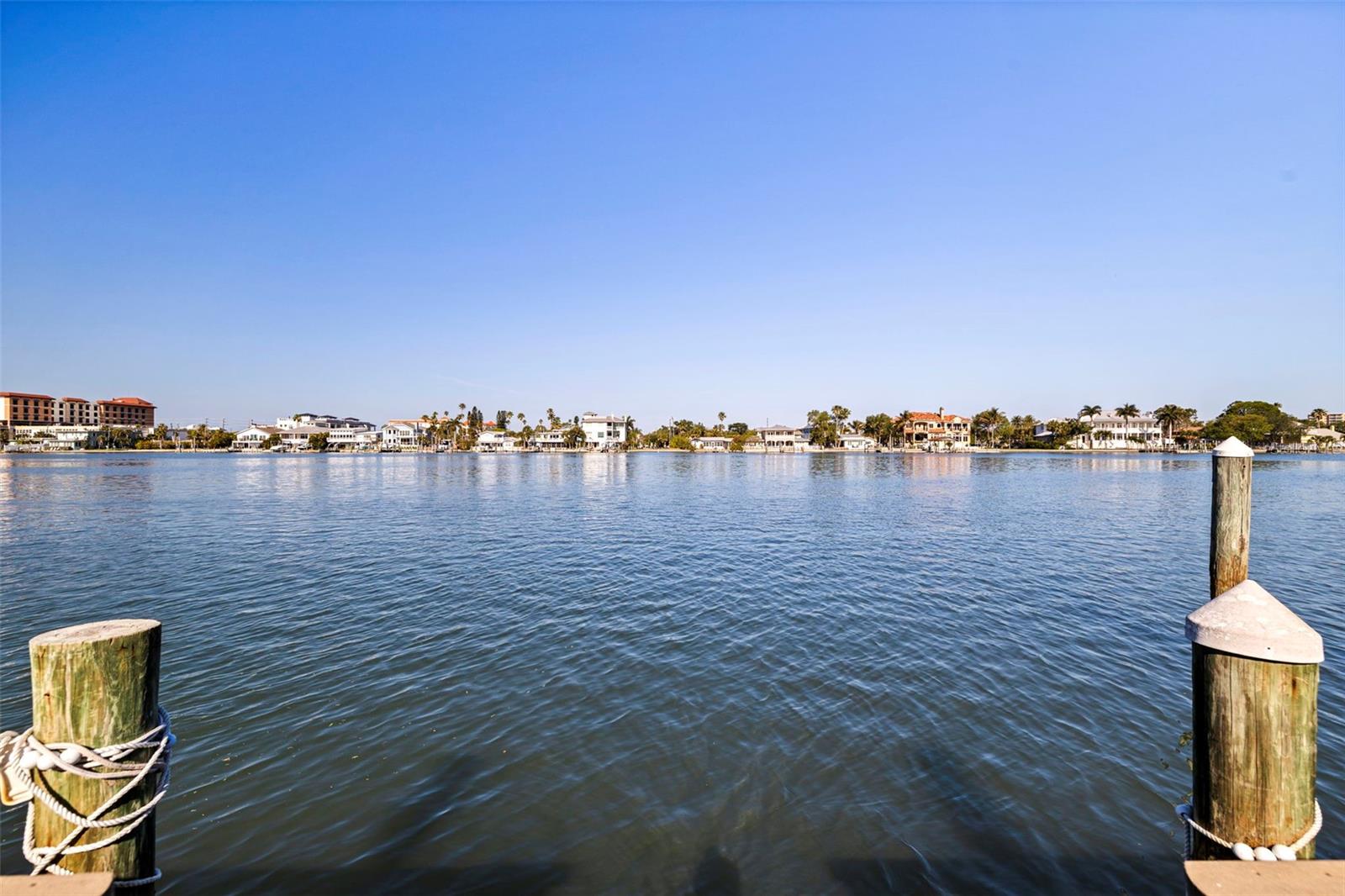 736 ISLAND WAY CONDO - Residential