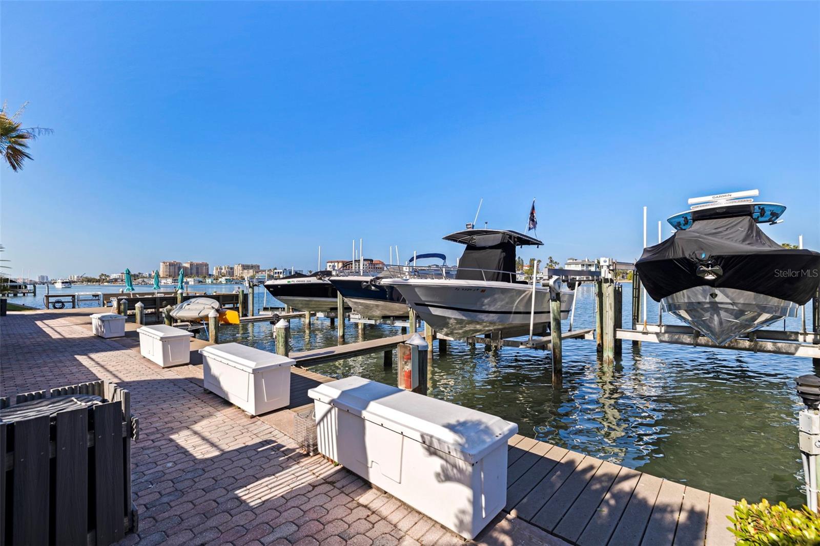 736 ISLAND WAY CONDO - Residential