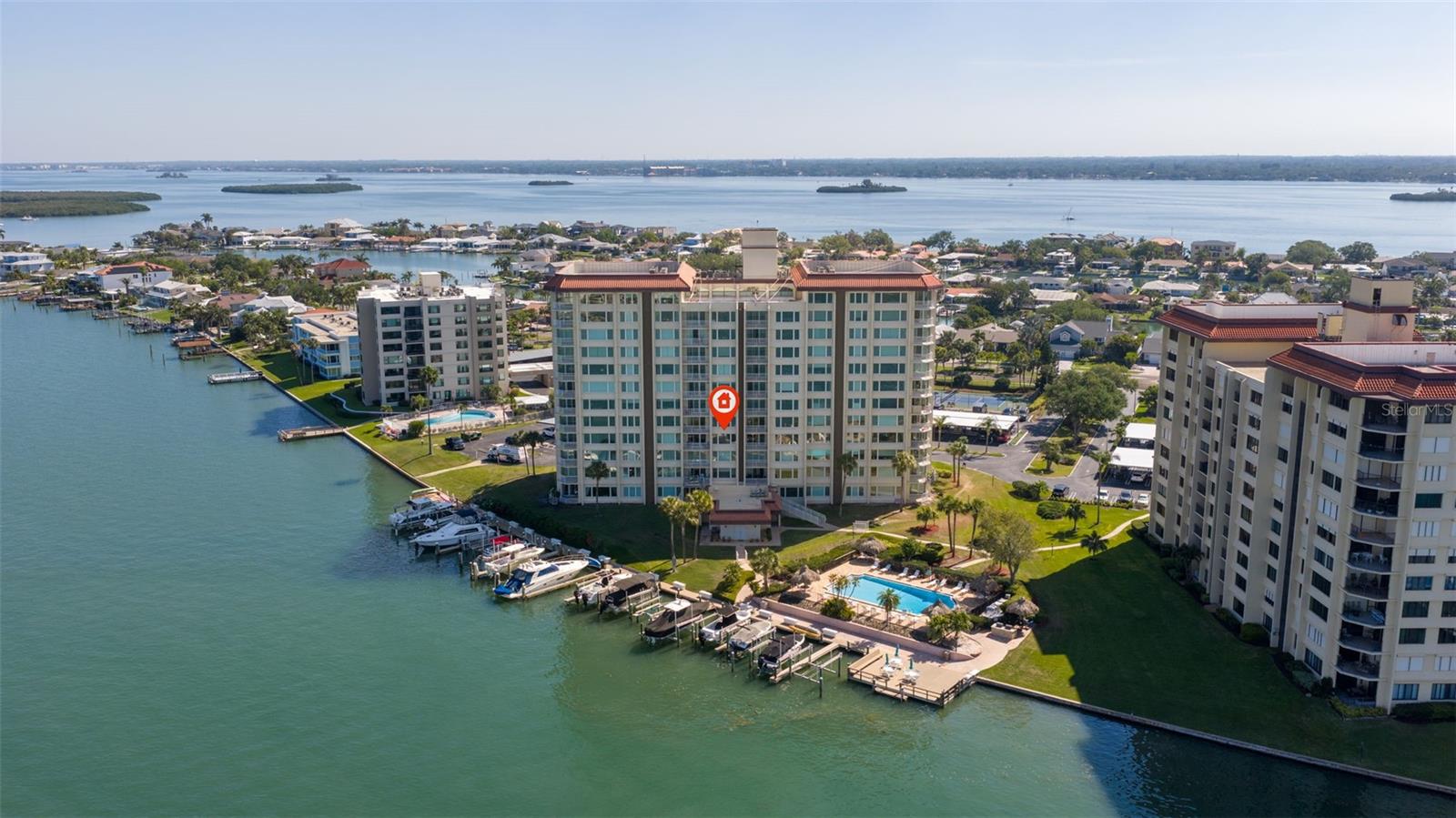 736 ISLAND WAY CONDO - Residential