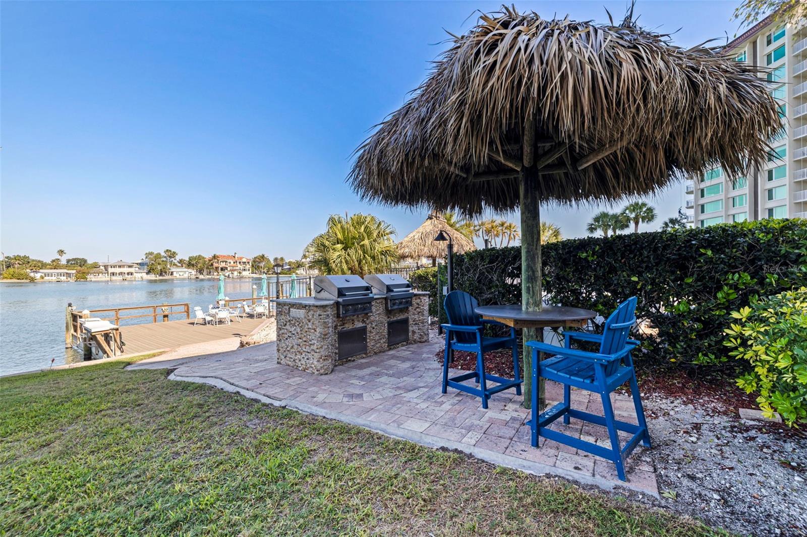 736 ISLAND WAY CONDO - Residential