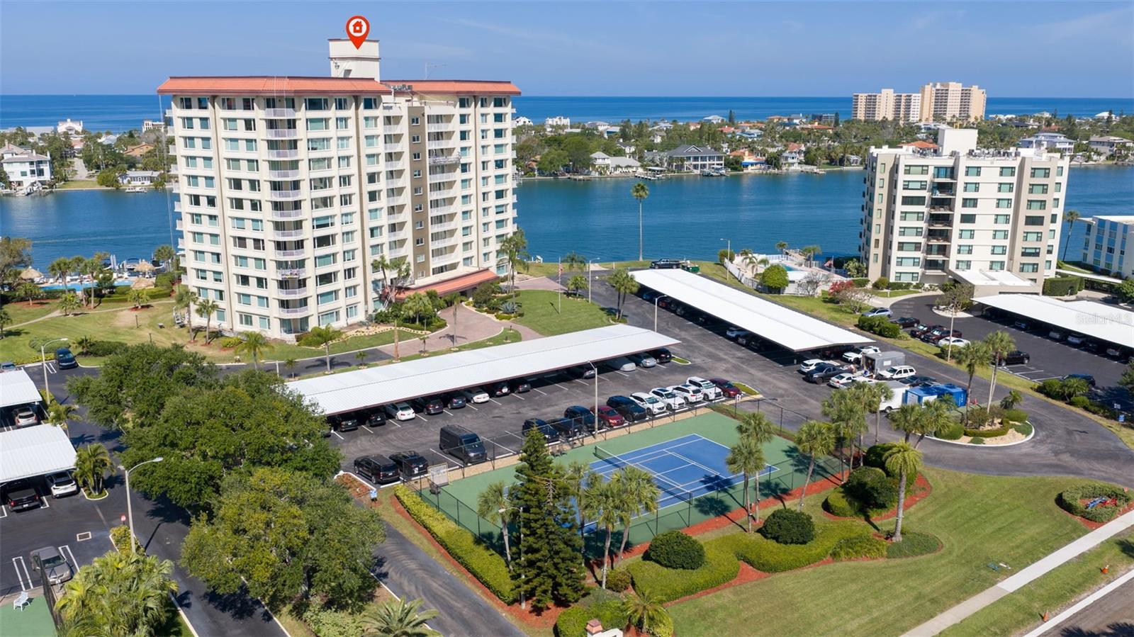 736 ISLAND WAY CONDO - Residential