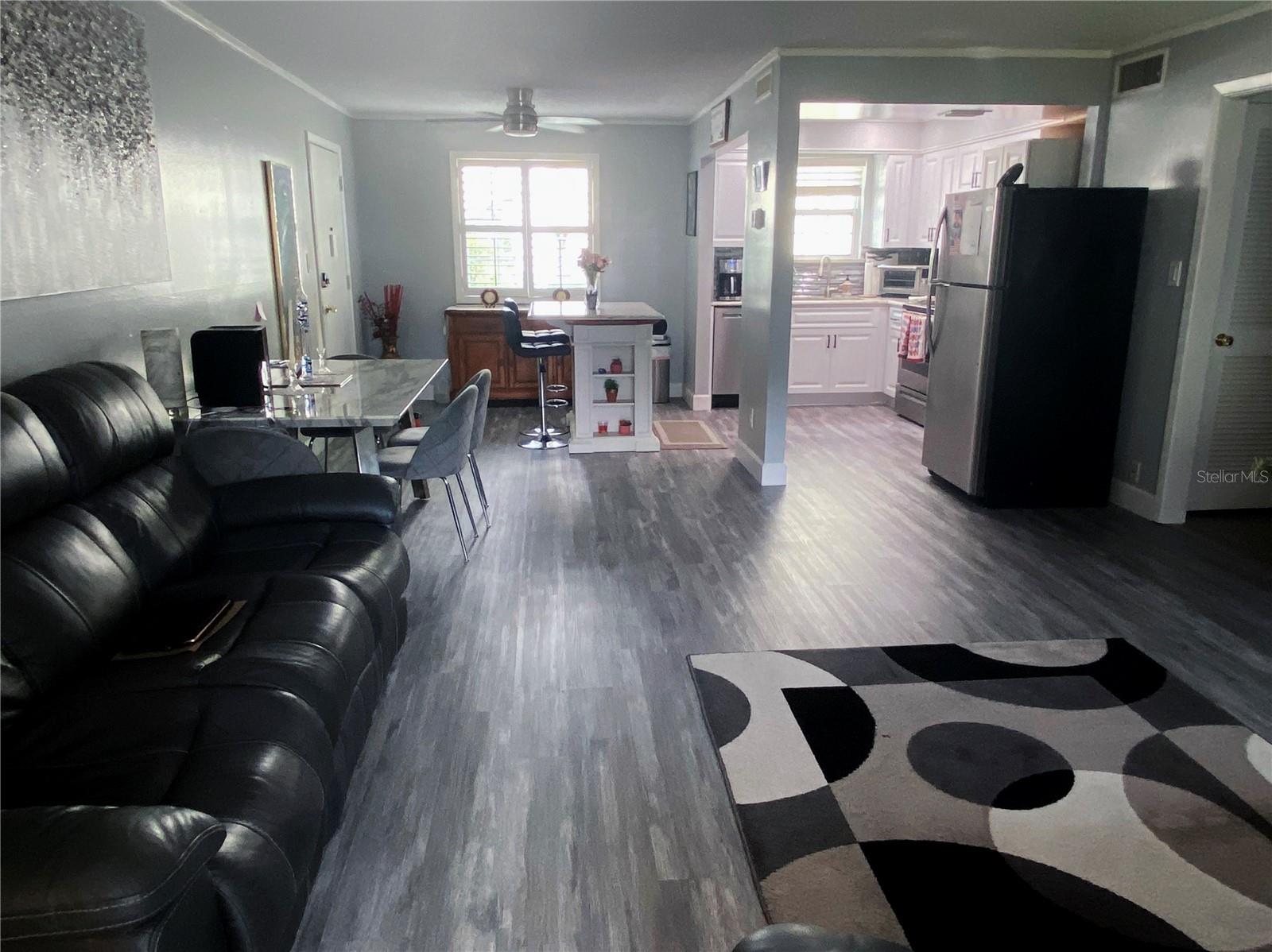 CHATEAUX DU LAC - Residential
