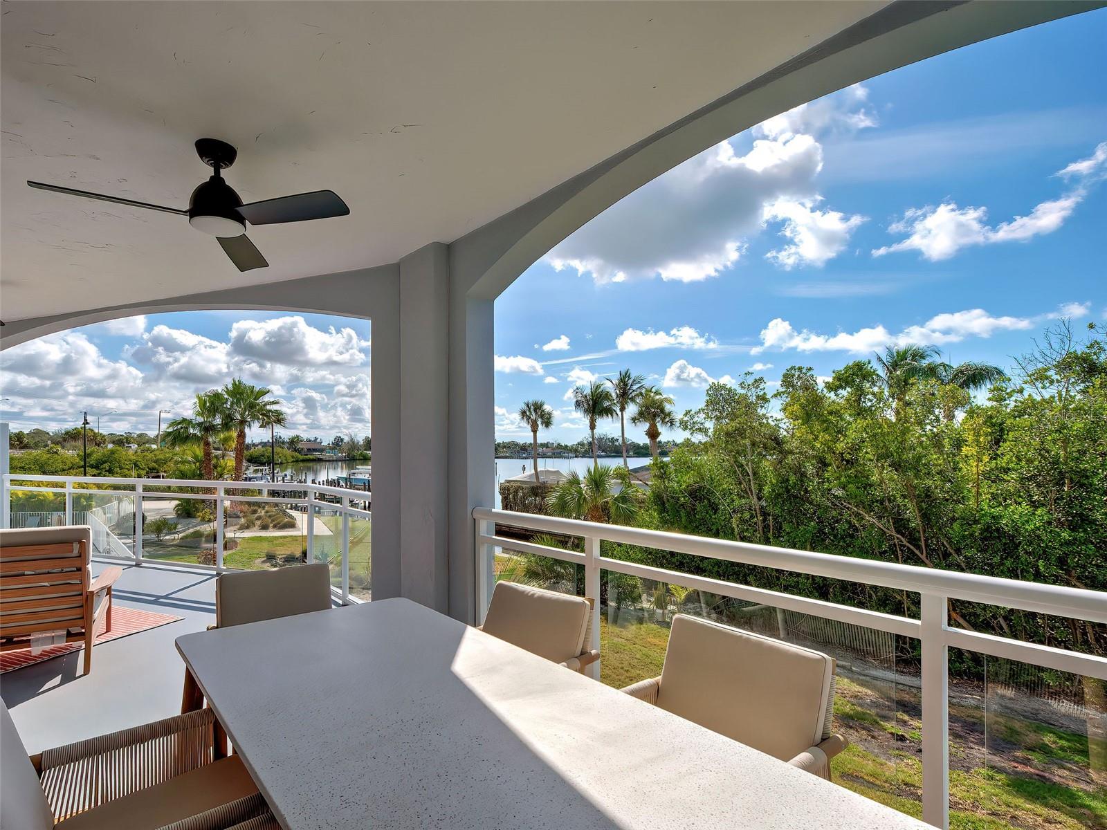 516 TAMIAMI TRAIL S 201, NOKOMIS, FL, 34275 3 516 TAMIAMI TRAIL S 201