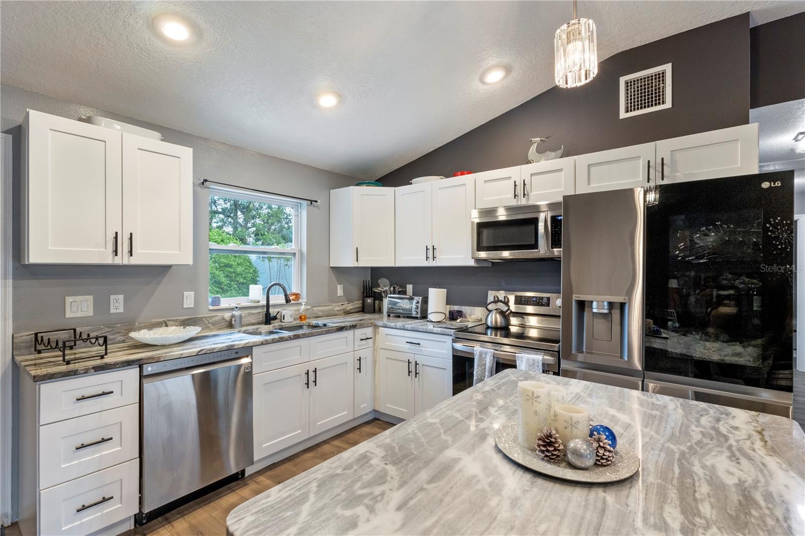 LINCOLN HEIGHTS SUB - Residential