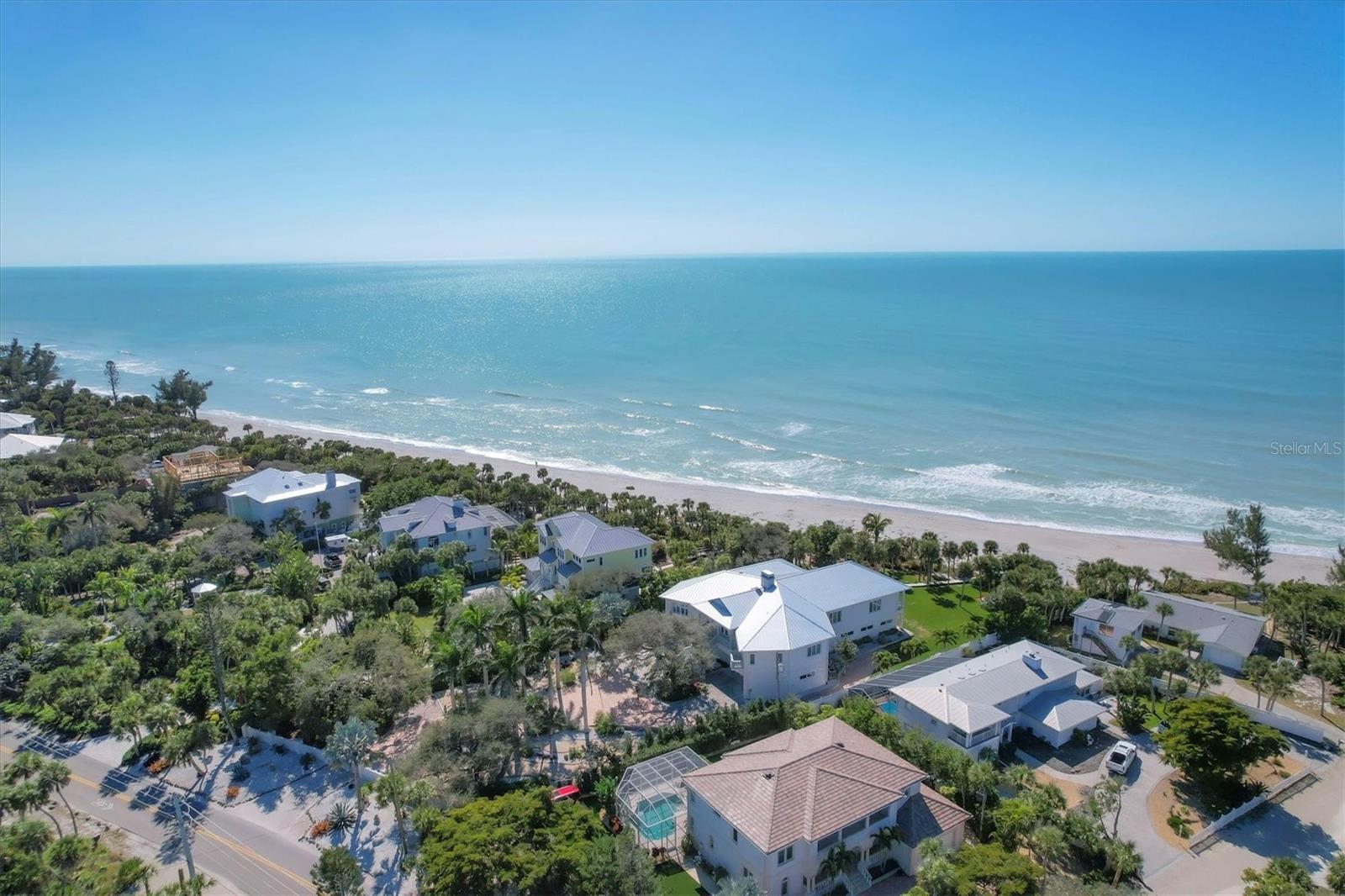 TROPICAL BREEZE ESTATES - Residential