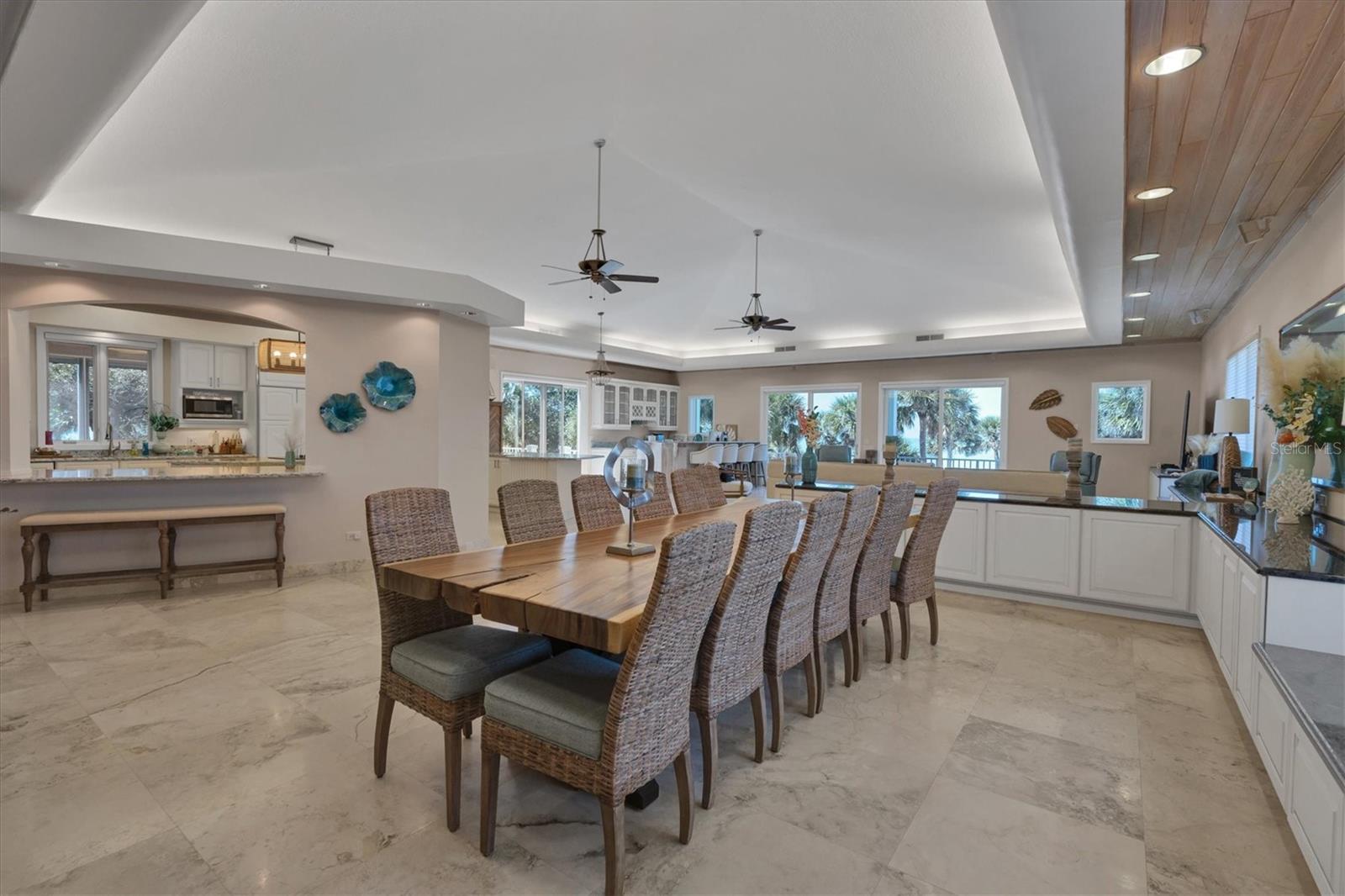 TROPICAL BREEZE ESTATES - Residential