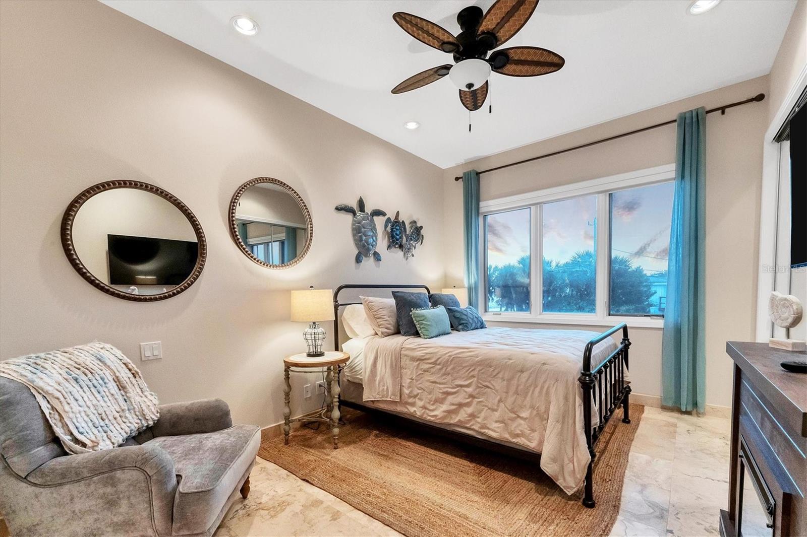 TROPICAL BREEZE ESTATES - Residential