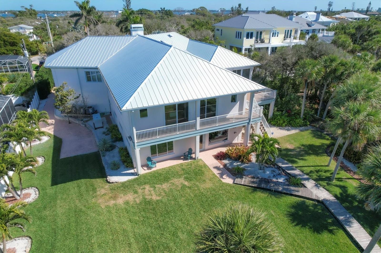 TROPICAL BREEZE ESTATES - Residential