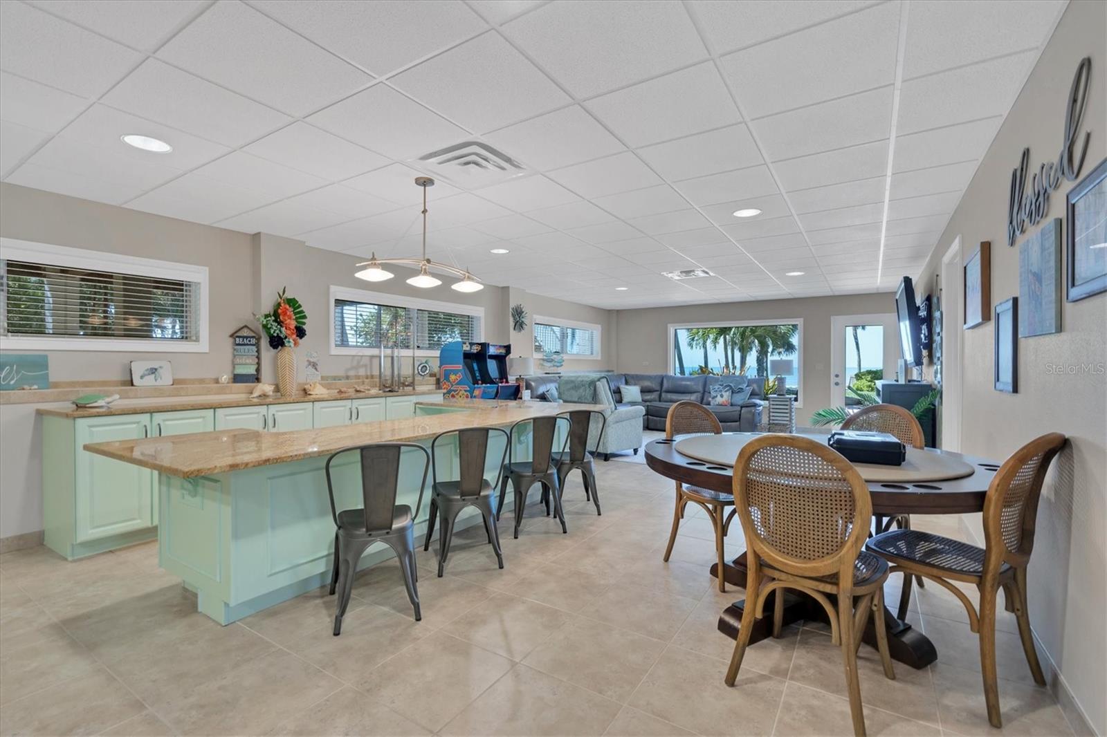 TROPICAL BREEZE ESTATES - Residential