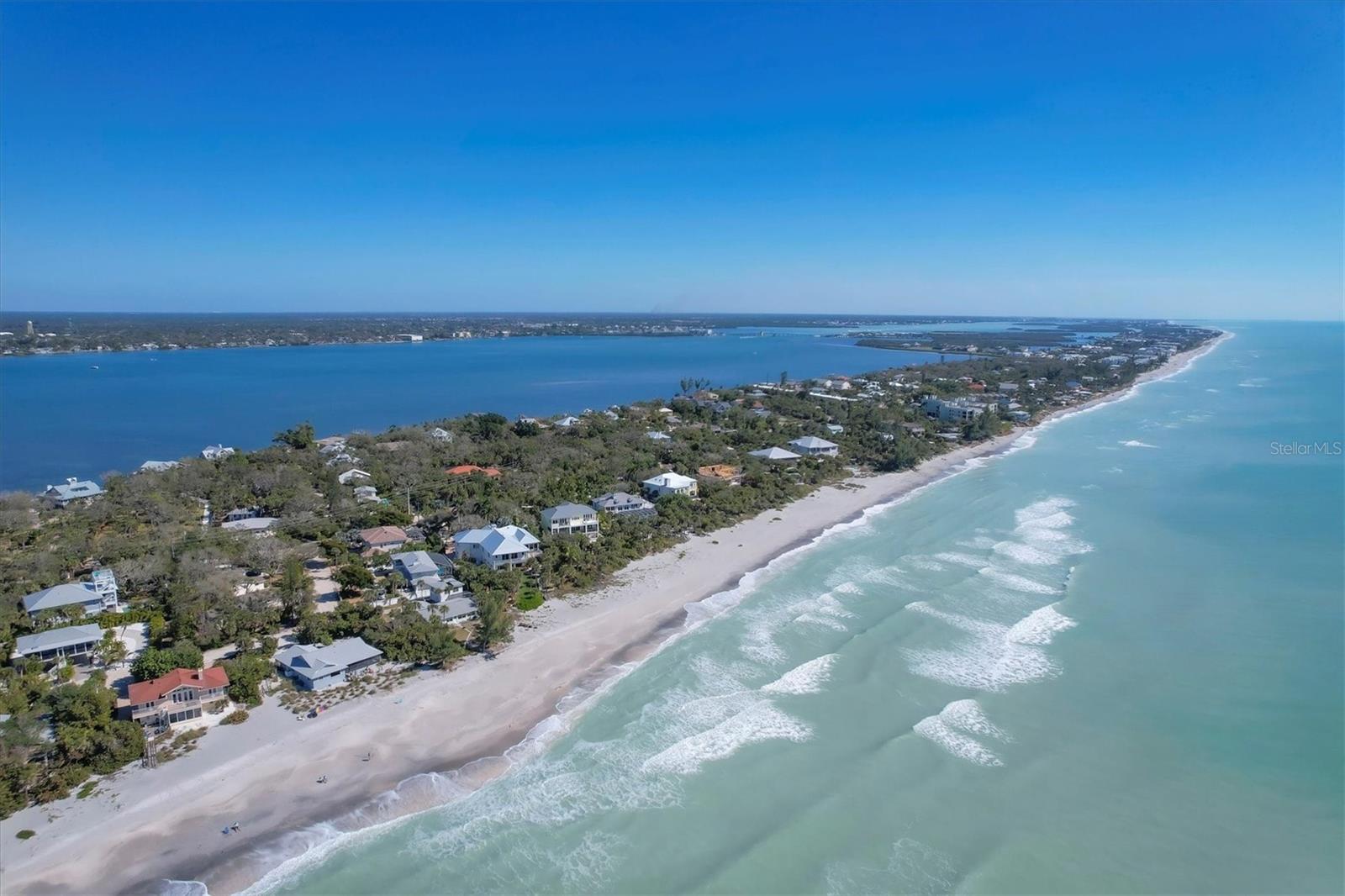 TROPICAL BREEZE ESTATES - Residential