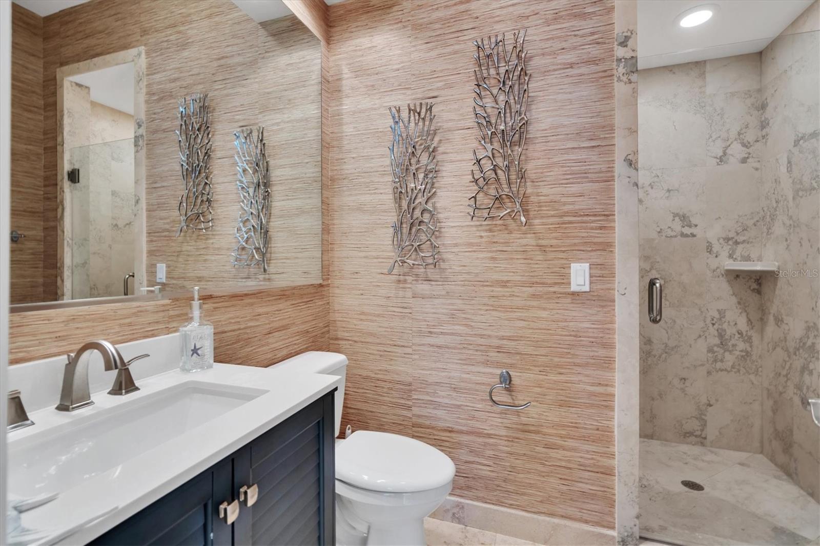 TROPICAL BREEZE ESTATES - Residential