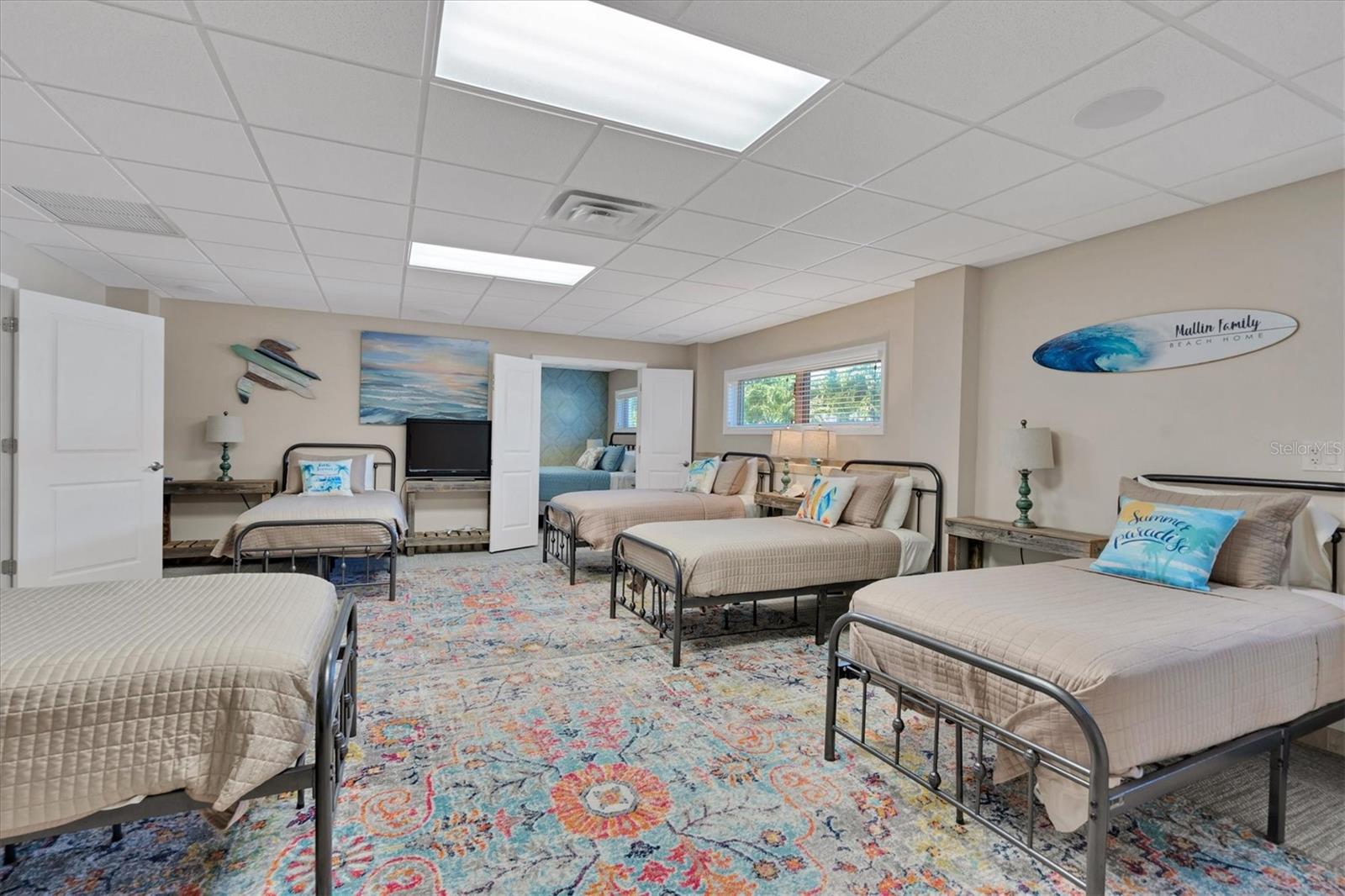 TROPICAL BREEZE ESTATES - Residential