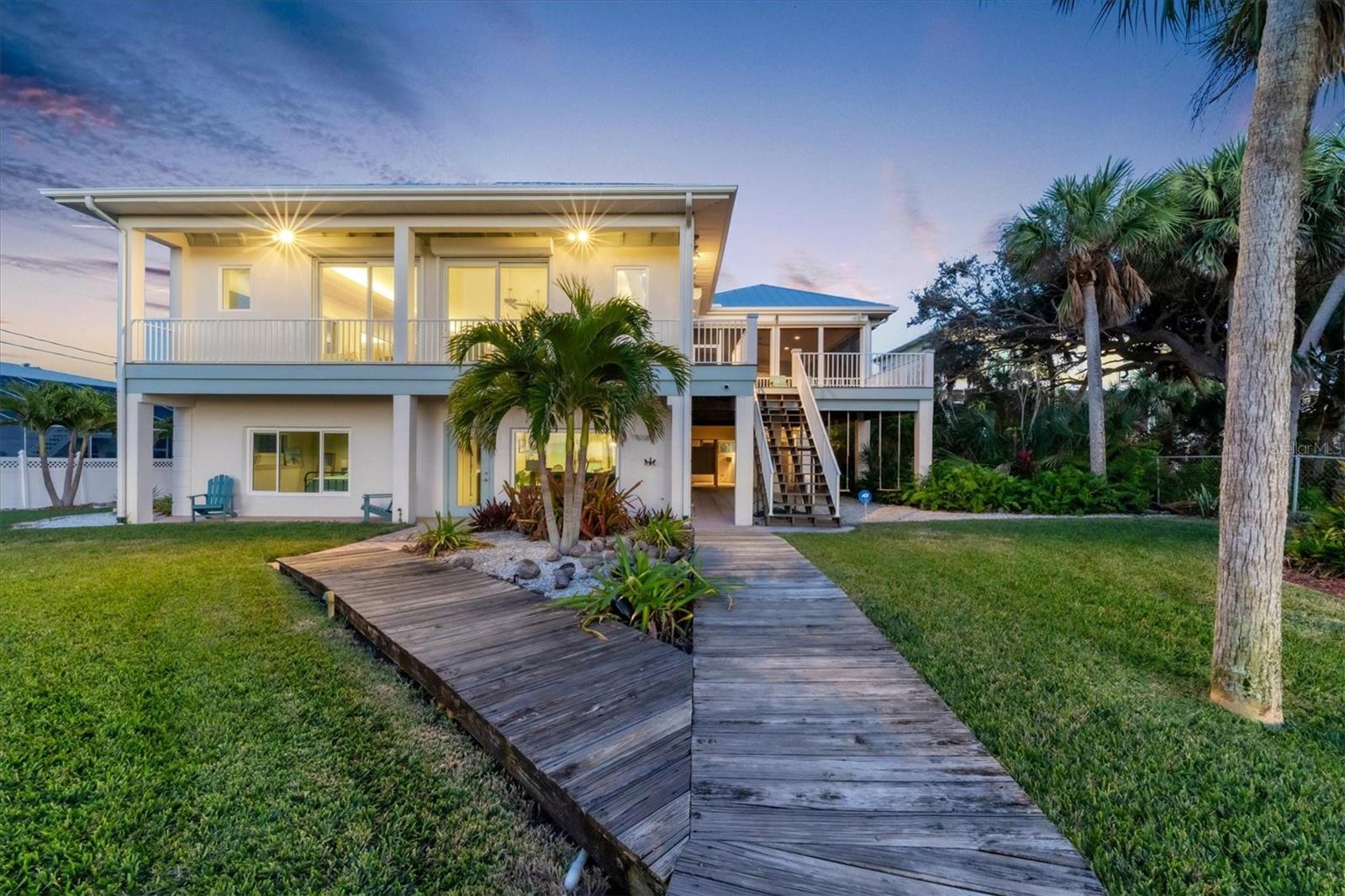 TROPICAL BREEZE ESTATES - Residential