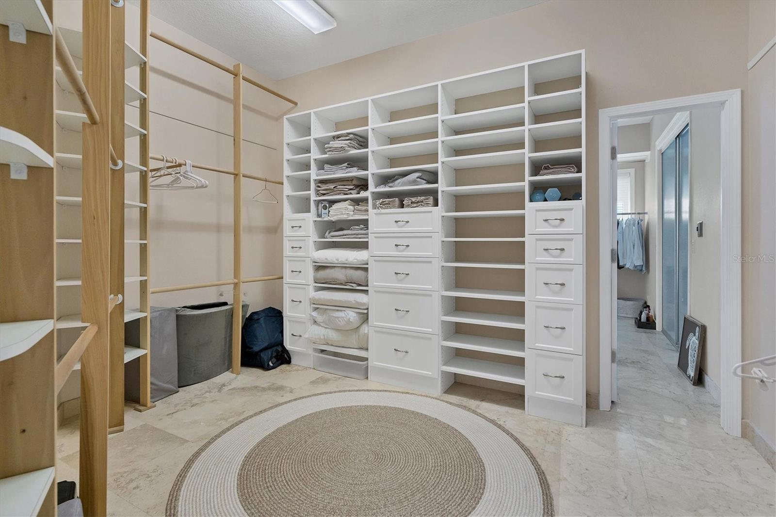 TROPICAL BREEZE ESTATES - Residential