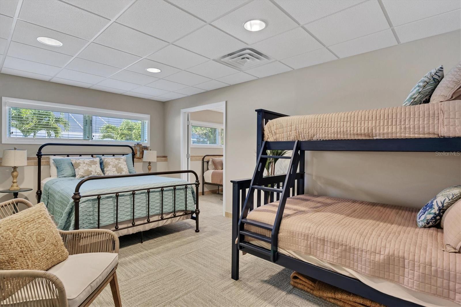 TROPICAL BREEZE ESTATES - Residential