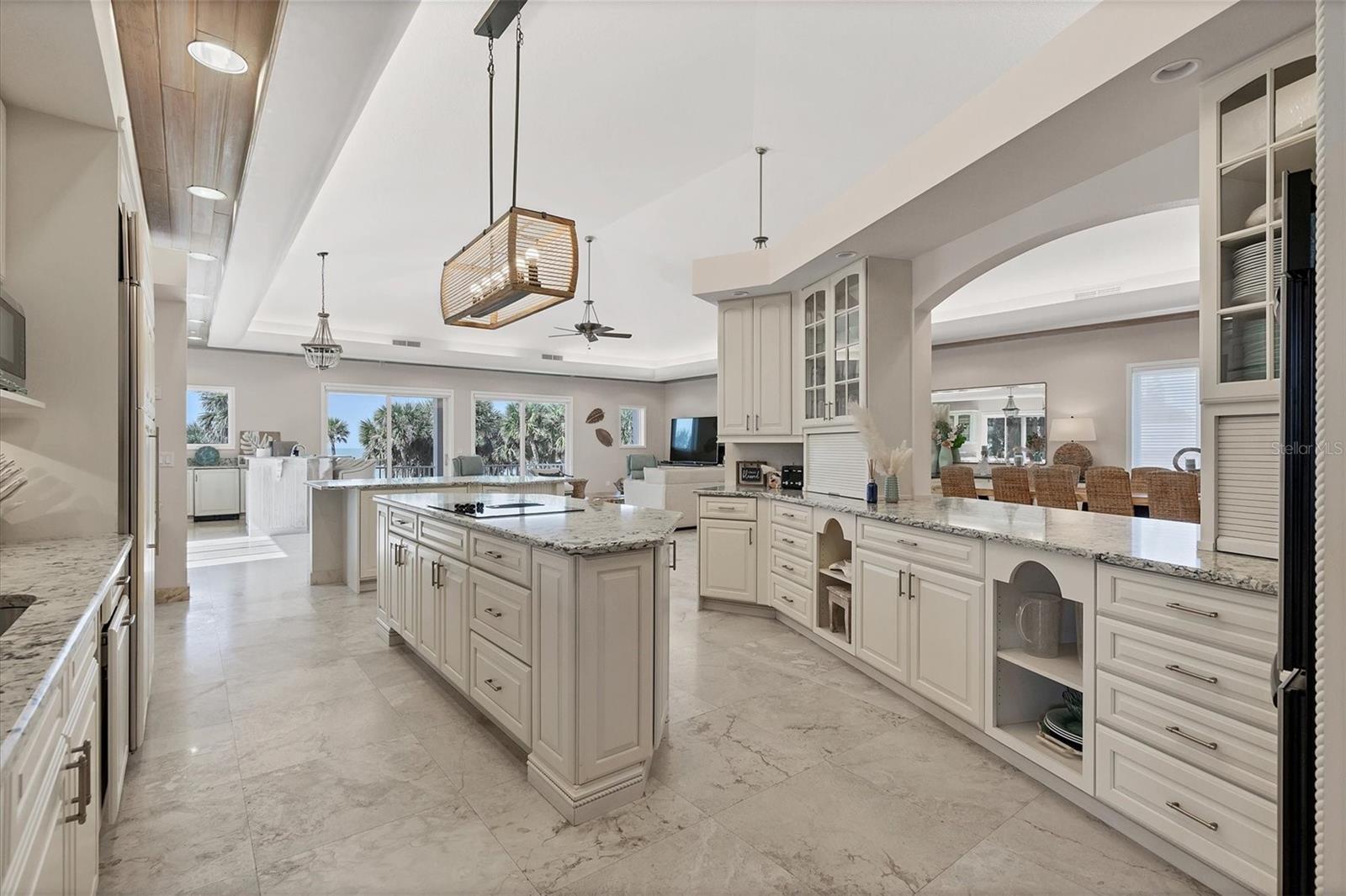 TROPICAL BREEZE ESTATES - Residential