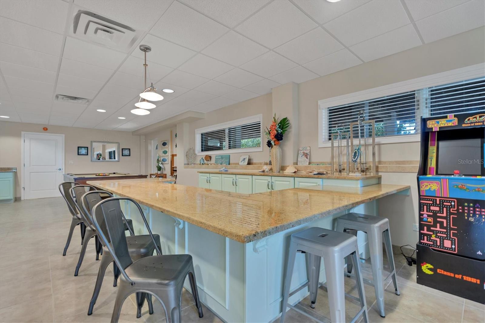 TROPICAL BREEZE ESTATES - Residential