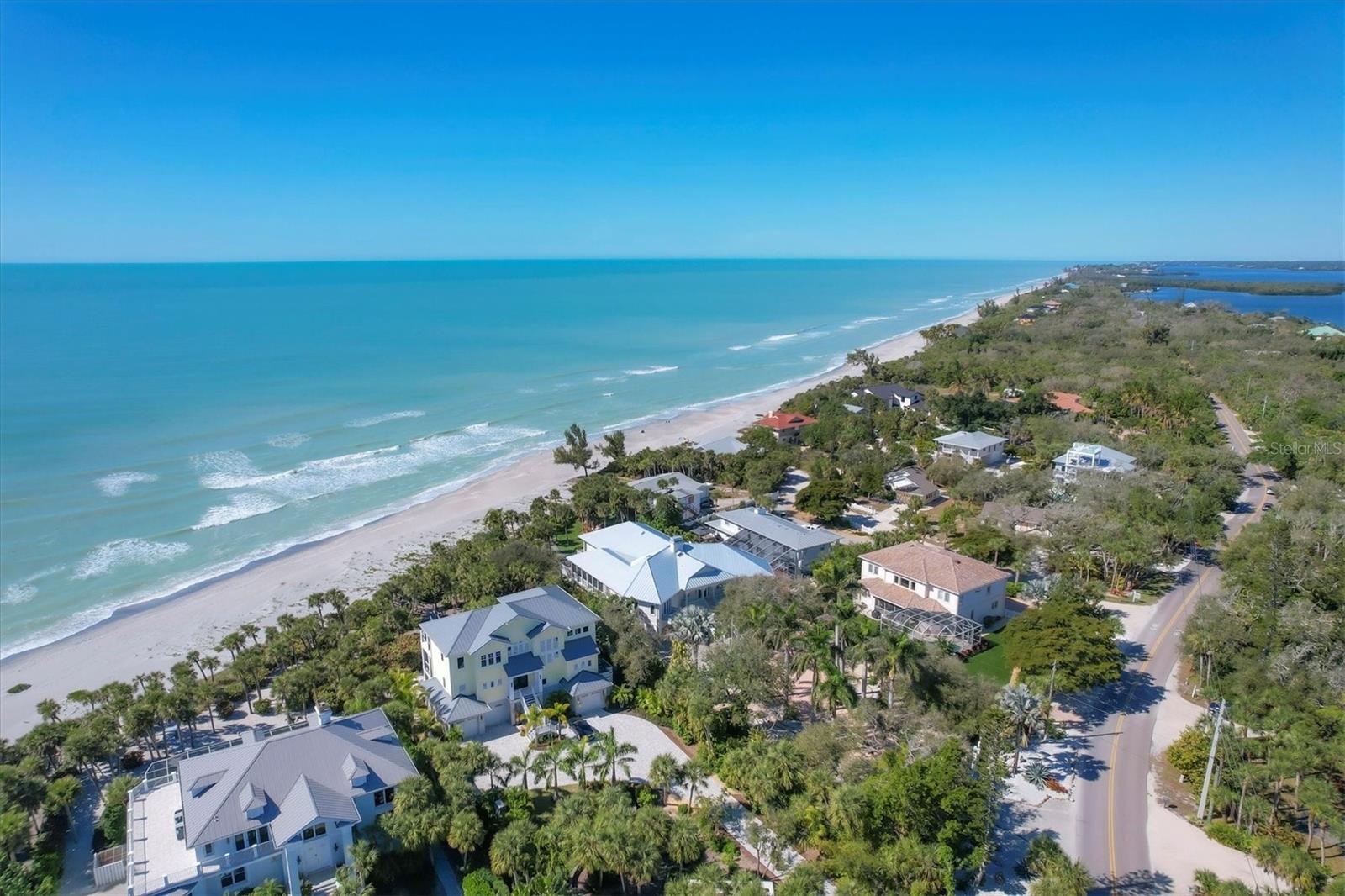 TROPICAL BREEZE ESTATES - Residential