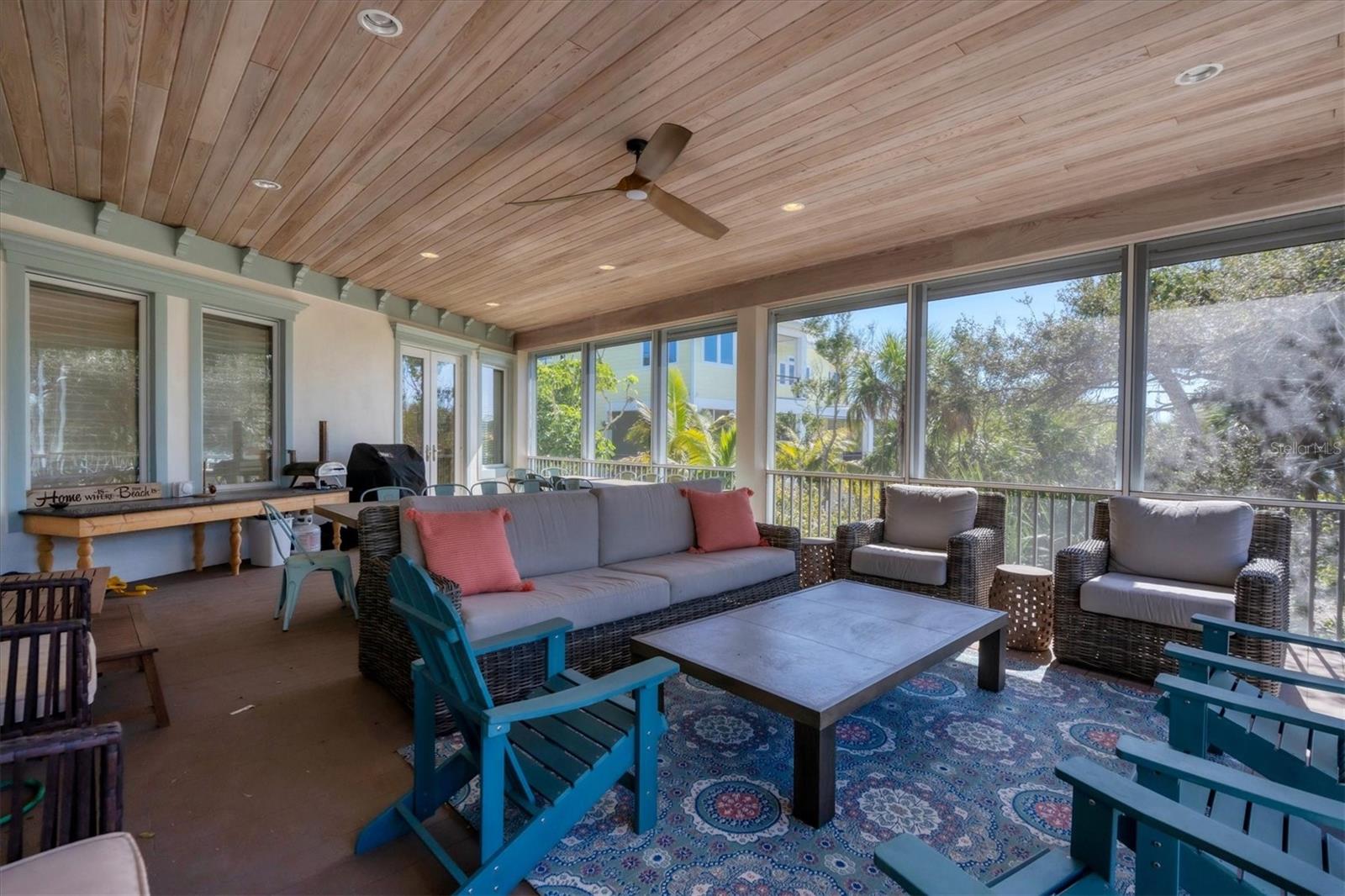 TROPICAL BREEZE ESTATES - Residential