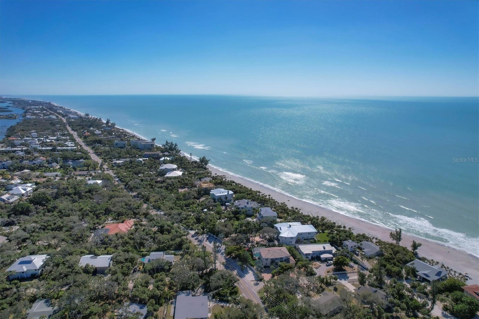 TROPICAL BREEZE ESTATES - Residential