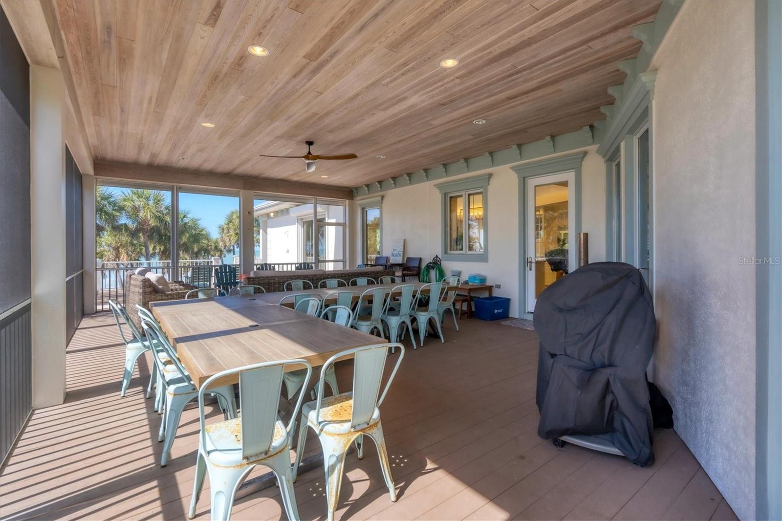 TROPICAL BREEZE ESTATES - Residential