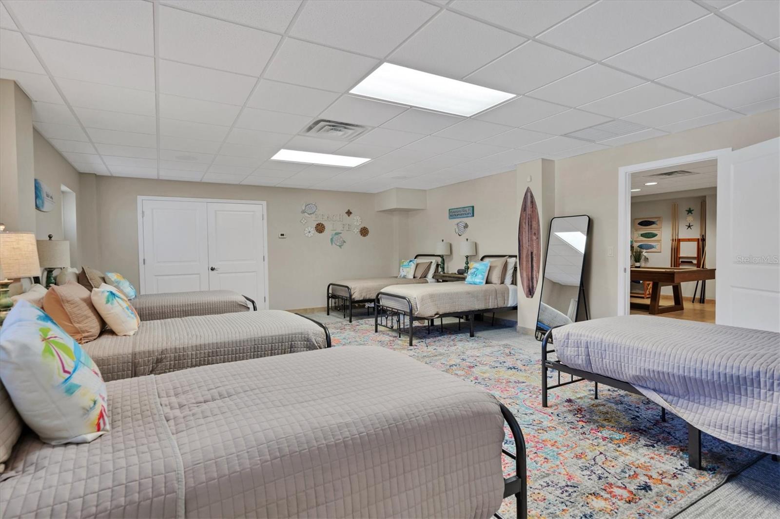 TROPICAL BREEZE ESTATES - Residential