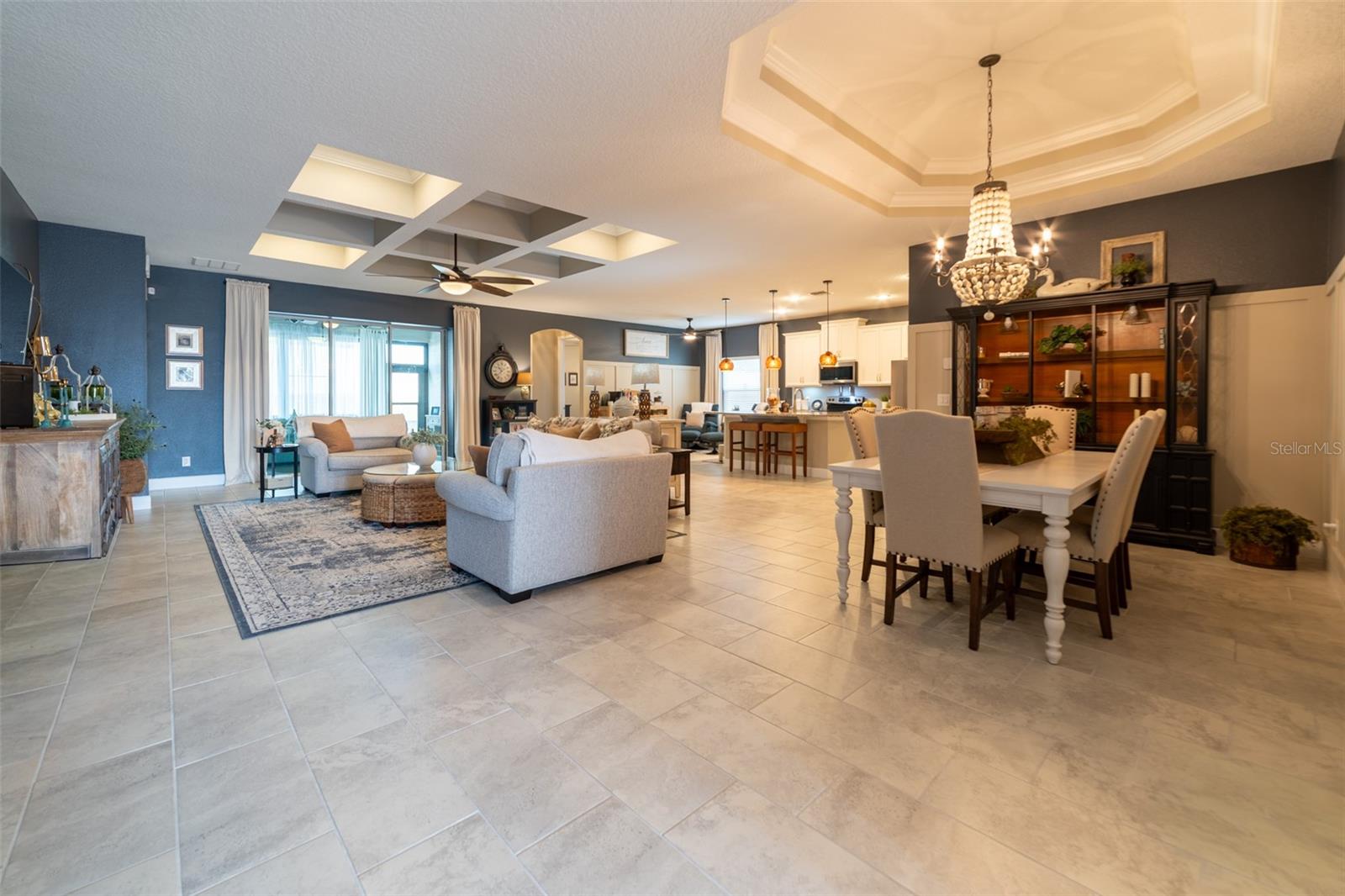 VENEZIA SOUTH - Residential