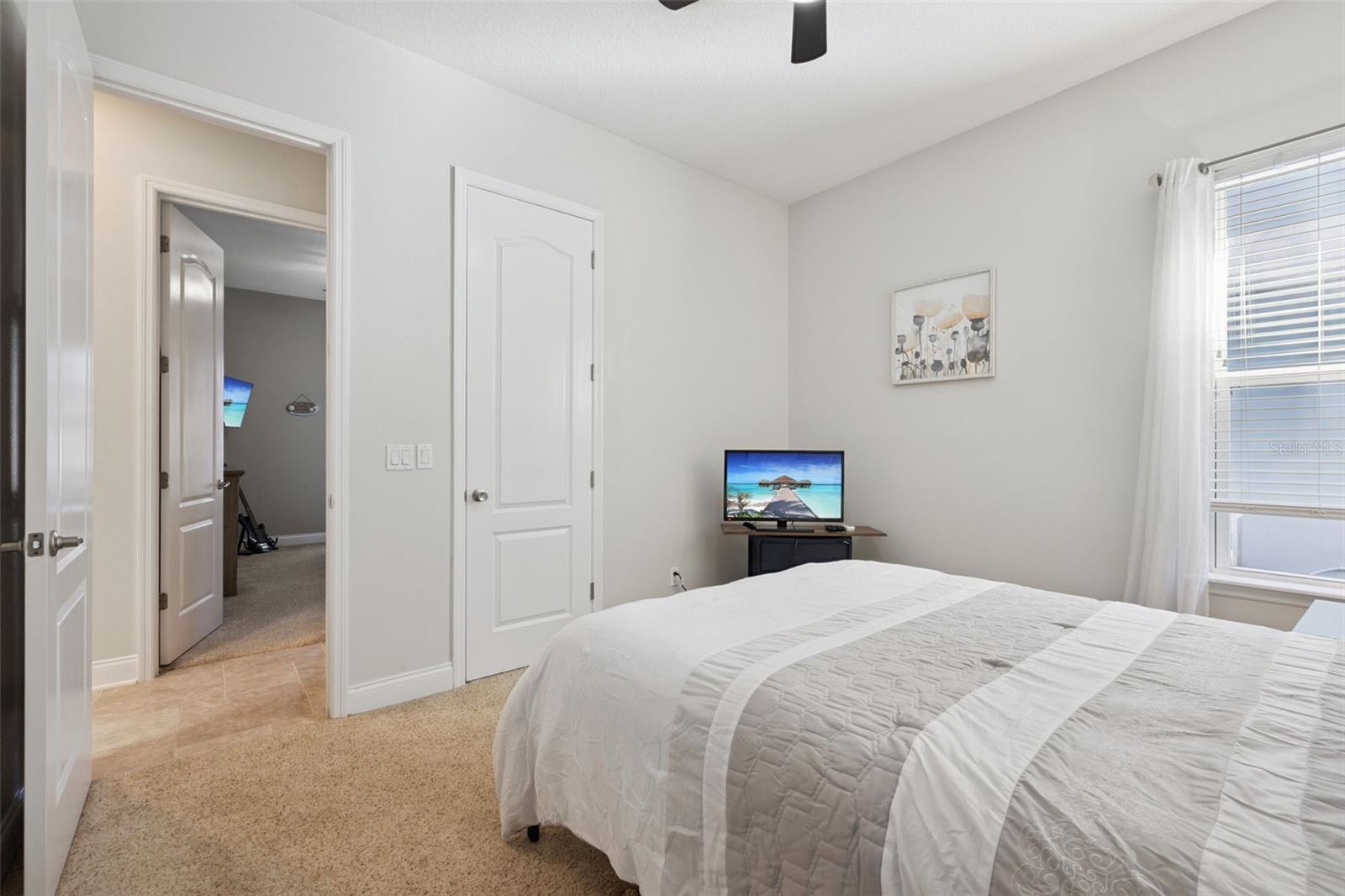 RANDAL PARK - Residential
