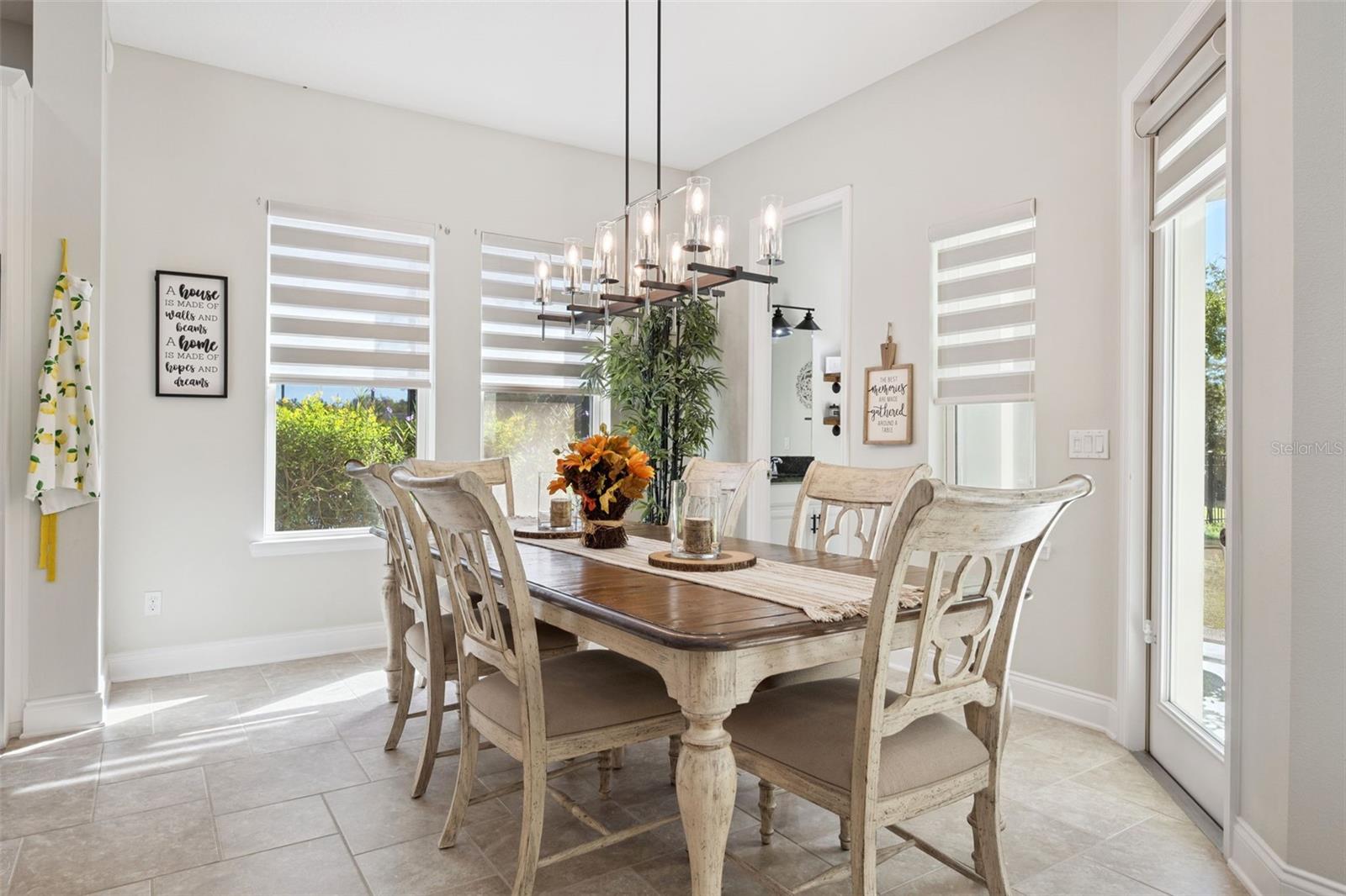 RANDAL PARK - Residential